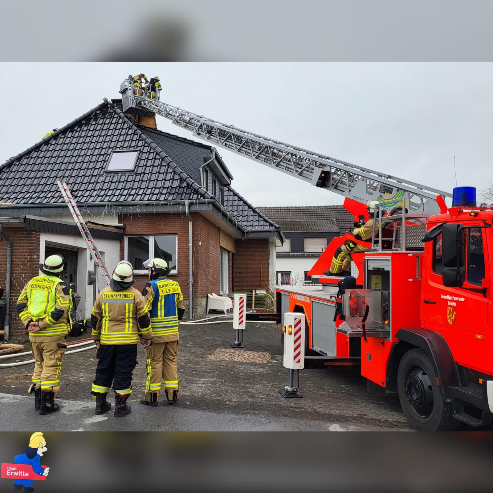 Mehr über den Artikel erfahren Unterstützung Feuerwehr Anröchte DLK